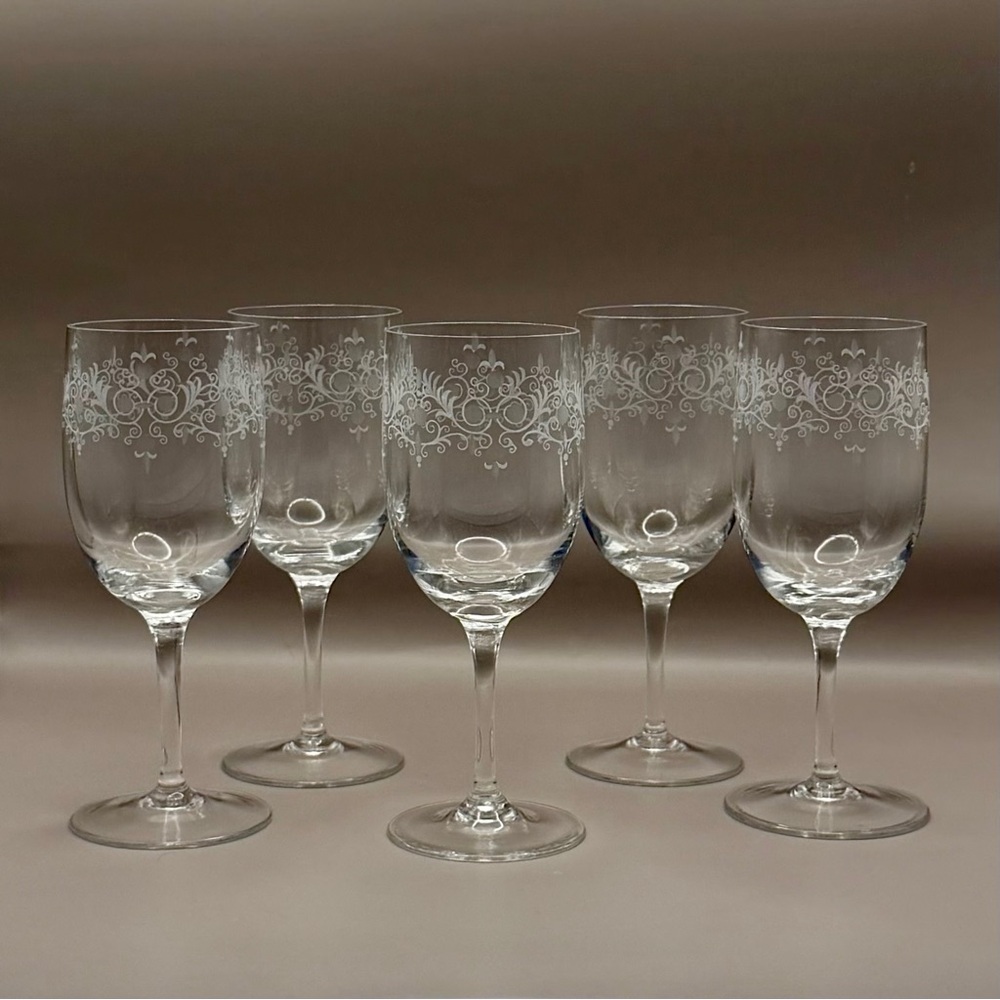 VTG Mirabell of‎ Austria Brocade Etched Crystal Wine Glasses - 5 5/8" Set Of 5